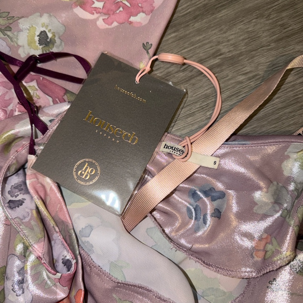House of CB ARIA Mauve Floral Maxi Dress - Picture 12 of 16